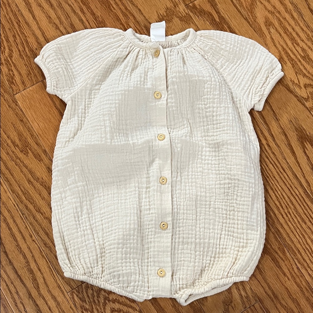 3/$15 H&M Organic cotton Button-Up Baby onesie